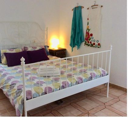לה אוליבה Lovely Cottage מראה חיצוני תמונה