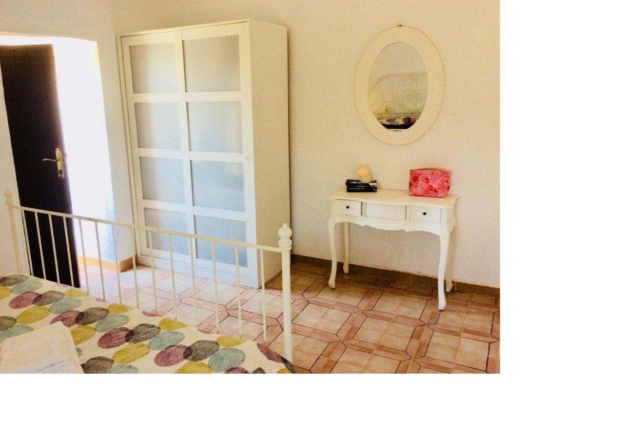 לה אוליבה Lovely Cottage מראה חיצוני תמונה